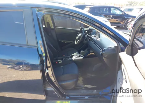 2017 Toyota Yaris Ia z USA, uszkodzony, nr VIN 3MYDLBYV3HY184180